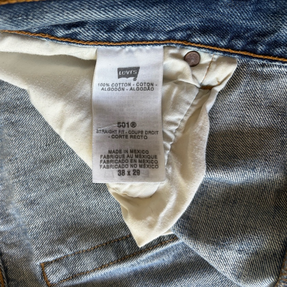 Levi’s 501 Button Fly Distressed Jeans 38x29 100% Cotton - Picture 6 of 9